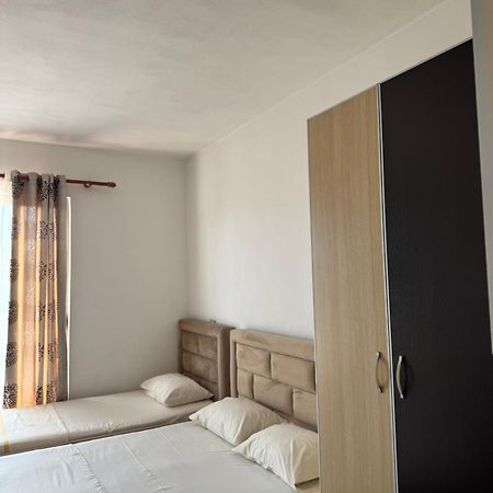 Guesthouse Cami Durrës 外观 照片