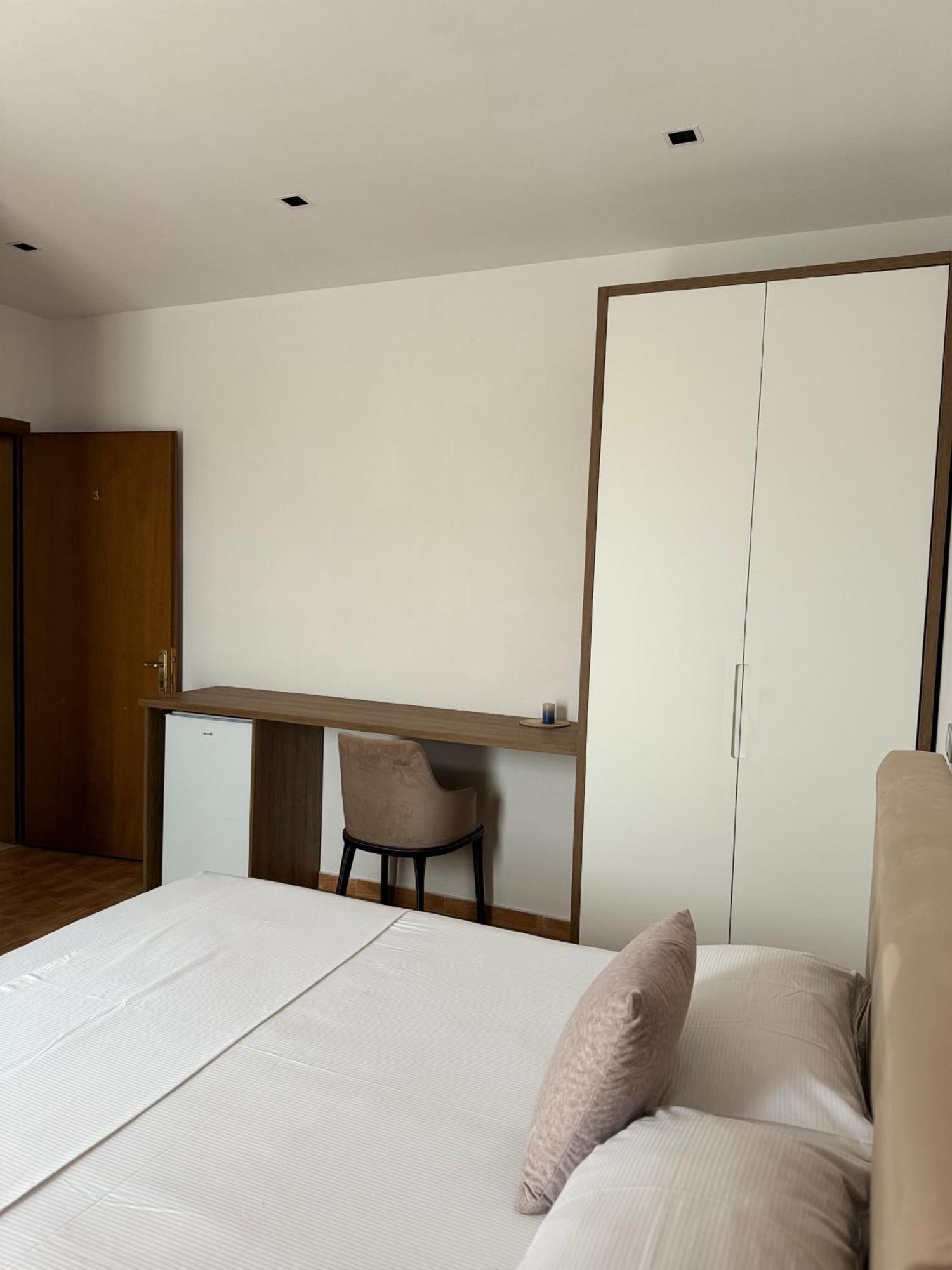 Guesthouse Cami Durrës 外观 照片