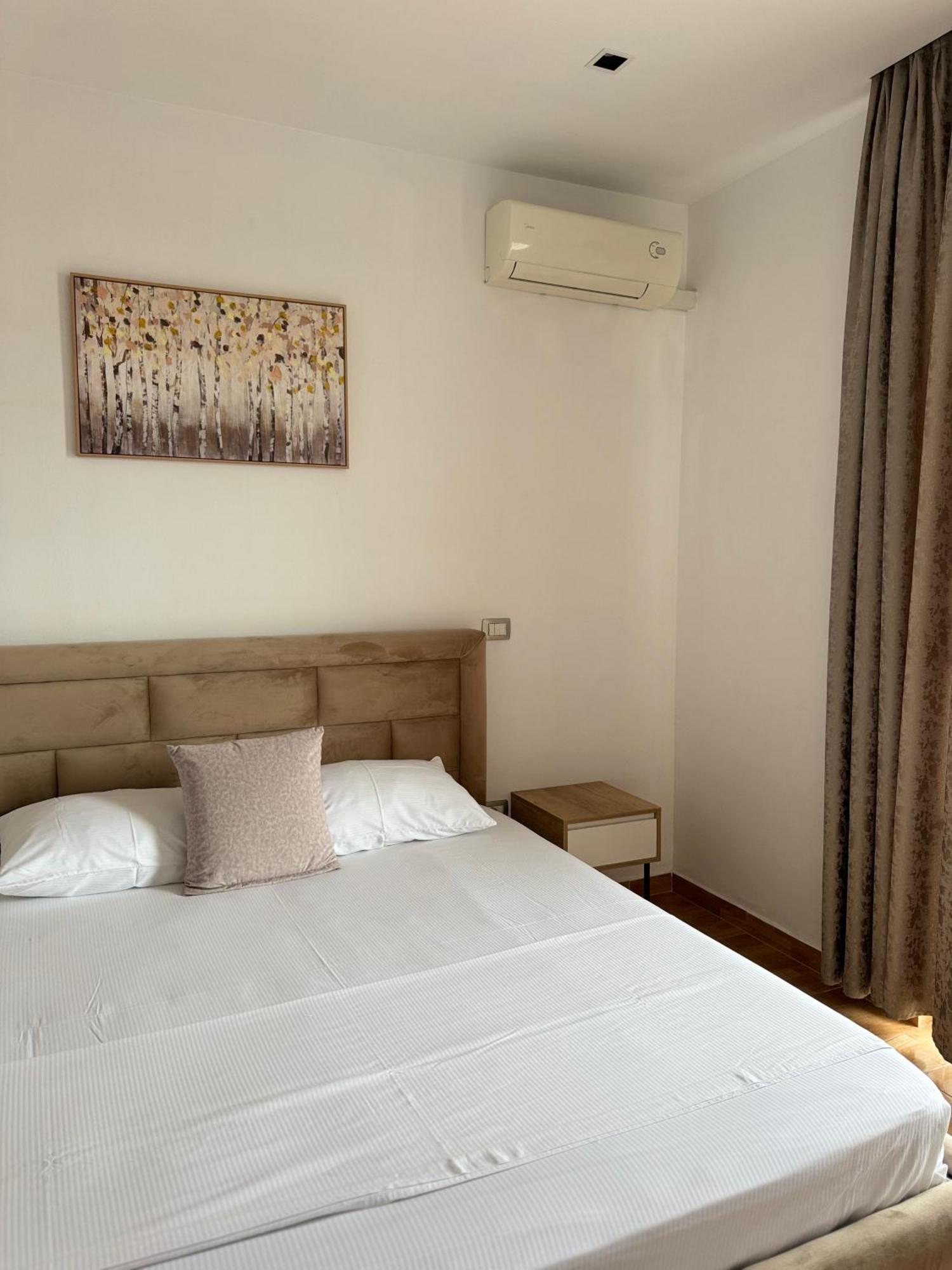Guesthouse Cami Durrës 外观 照片