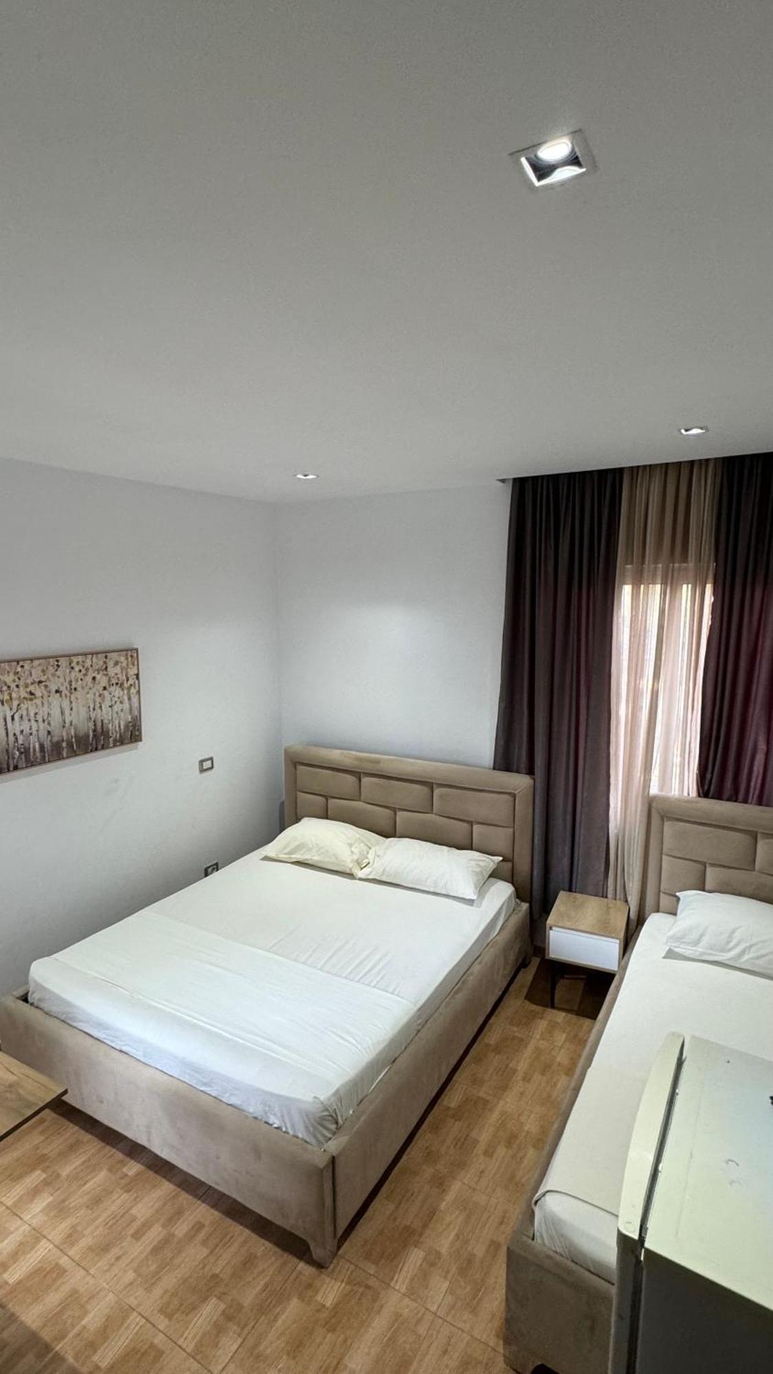 Guesthouse Cami Durrës 外观 照片