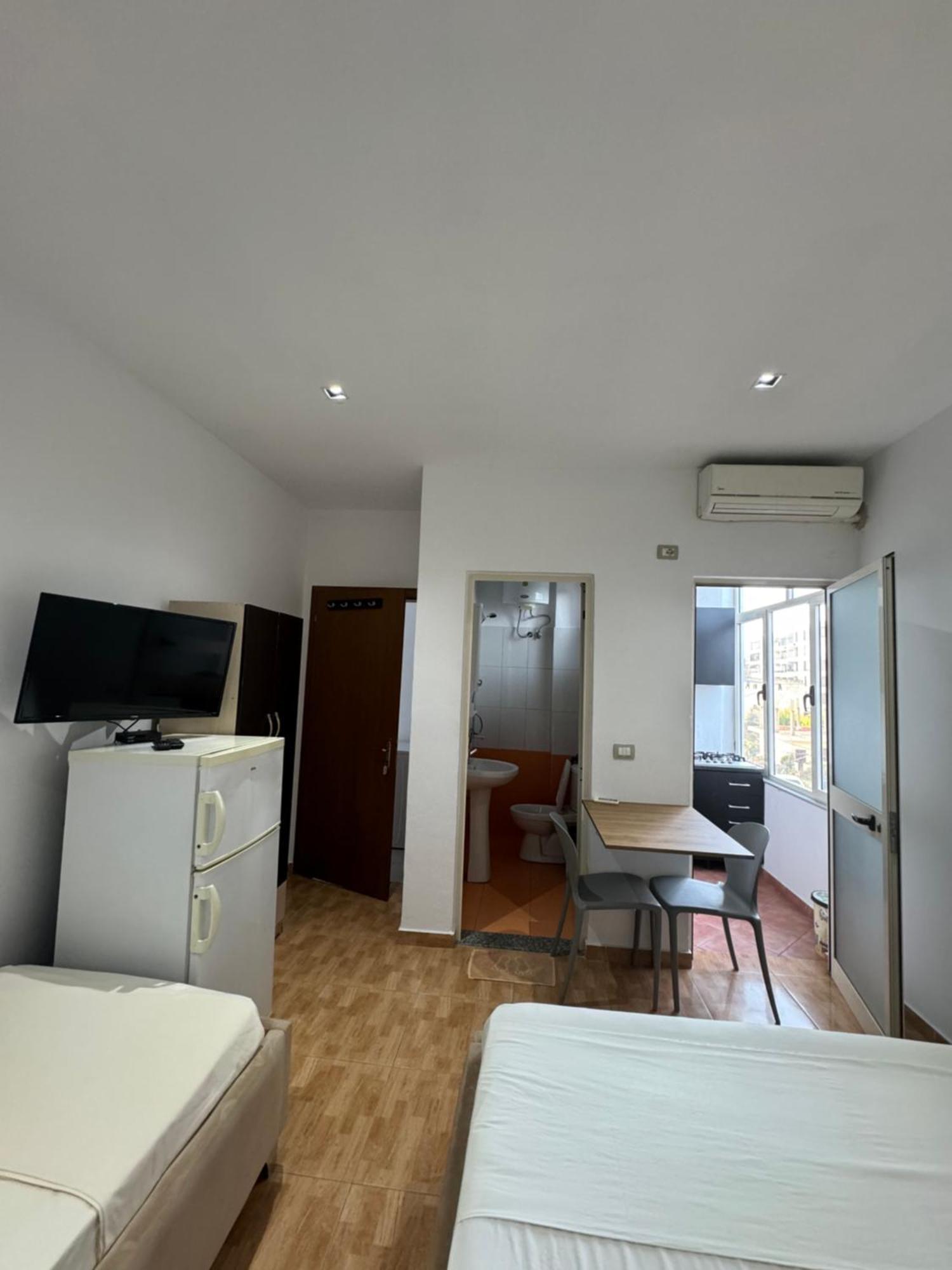 Guesthouse Cami Durrës 外观 照片